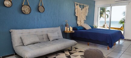 Peaceful & Confortable Oceanfront Studio