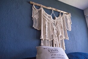 Peaceful & Confortable Oceanfront Studio