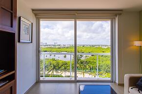 TROPICAL Beachfront 1 BDR