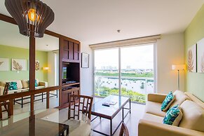 TROPICAL Beachfront 1 BDR