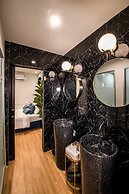 Theme Boutique Hotel