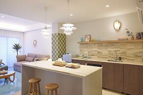Theme Boutique Hotel