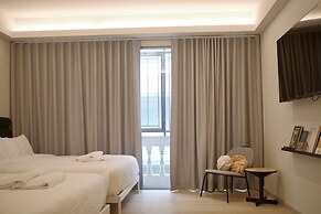Theme Boutique Hotel