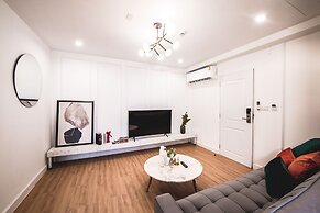 Theme Boutique Hotel