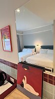 Theme Boutique Hotel
