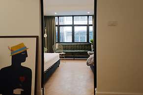 Theme Boutique Hotel