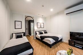 Theme Boutique Hotel