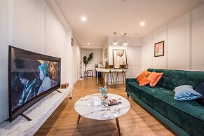 Theme Boutique Hotel