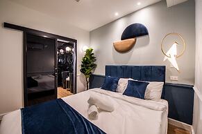 Theme Boutique Hotel