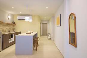 Theme Boutique Hotel