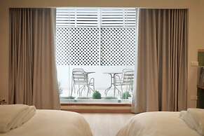 Theme Boutique Hotel