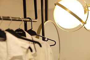 Theme Boutique Hotel