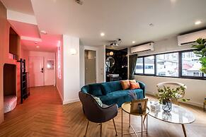 Theme Boutique Hotel