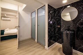 Theme Boutique Hotel