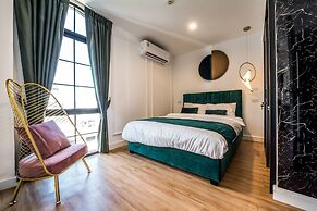 Theme Boutique Hotel