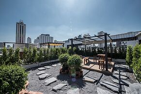 Theme Boutique Hotel