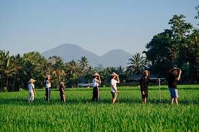 BAKUNGAN diJero Homestay