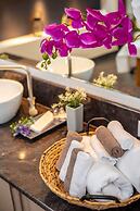 Orbi Palace Hotel Official