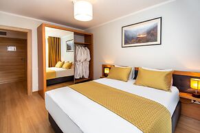 Orbi Palace Hotel Official