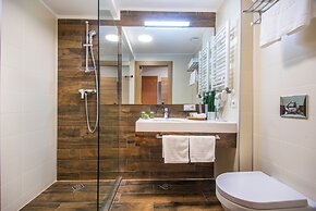 Orbi Palace Hotel Official