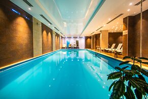 Orbi Palace Hotel Official