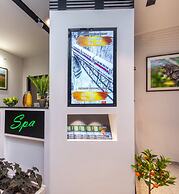 Orbi Palace Hotel Official