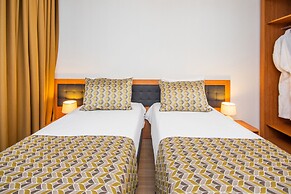 Orbi Palace Hotel Official