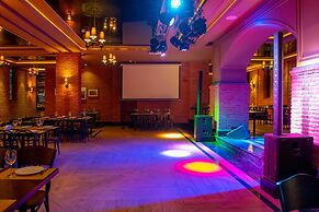 Orbi Palace Hotel Official