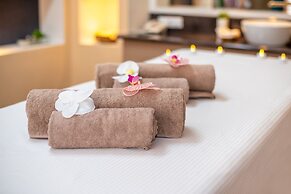 Orbi Palace Hotel Official