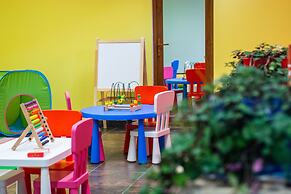 Orbi Palace Hotel Official