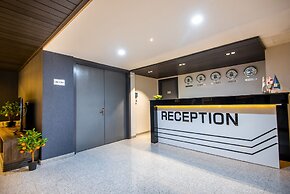 Orbi Palace Hotel Official