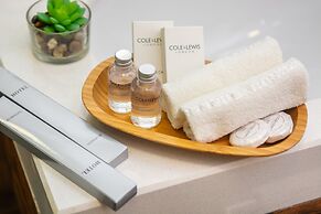 Orbi Palace Hotel Official