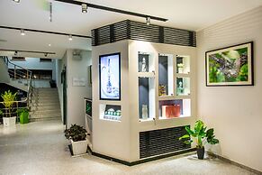 Orbi Palace Hotel Official