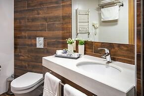 Orbi Palace Hotel Official