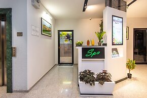 Orbi Palace Hotel Official