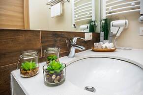 Orbi Palace Hotel Official