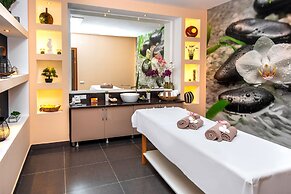 Orbi Palace Hotel Official