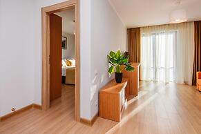 Orbi Palace Hotel Official