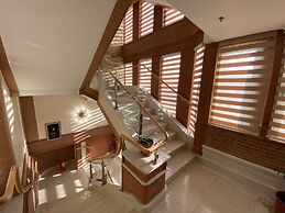 The Red Bricks Hotel