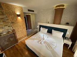 The Red Bricks Hotel