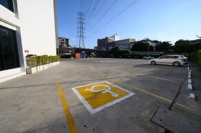 IWISH Hotel