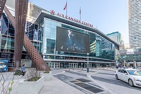 Gorgeous Condos in Maple Leaf Square