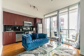 Gorgeous Condos in Maple Leaf Square