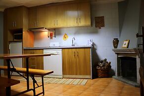 Alojamentos Estrela Peles