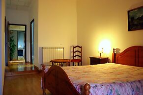 Alojamentos Estrela Peles