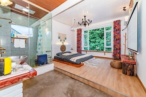 Crystal Taro Inn Dali