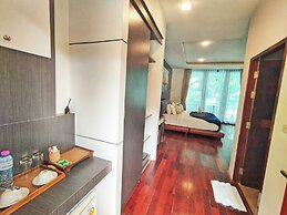 Phi Phi Mountain Beach Resort