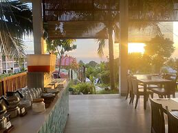 Phi Phi Mountain Beach Resort