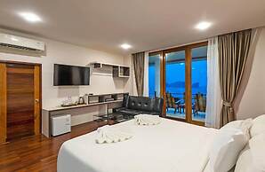 Phi Phi Mountain Beach Resort