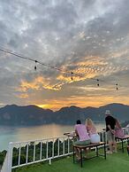 Phi Phi Mountain Beach Resort